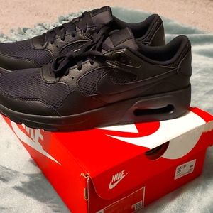 Mens Black Nike Air Max SC